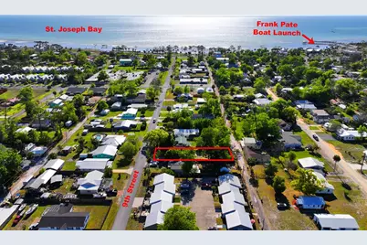 521 9th St, Port Saint Joe, FL 32456 - Photo 1