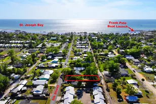 521 Ninth St, Port Saint Joe, FL 32456 - Photo 1