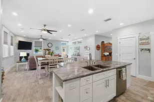 207 Stingray Ln, Port Saint Joe, FL 32456 - Photo 18