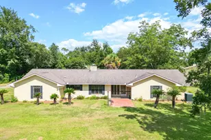 673 W River Rd, Wewahitchka, FL 32465 - Photo 1