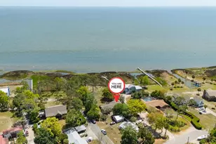 26 17th St, Apalachicola, FL 32320 - Photo 2