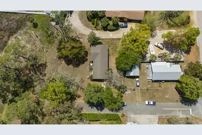 26 17th St, Apalachicola, FL 32320 - Photo 8