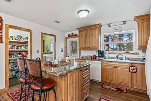 221 Folks Dr, Carrabelle, FL 32322 - Photo 10