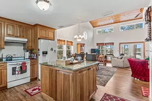 221 Folks Dr, Carrabelle, FL 32322 - Photo 14