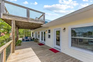 833 W Bay Shore Dr, Saint George Island, FL 32328 - Photo 42