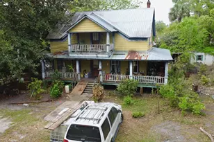 48 13th St, Apalachicola, FL 32320 - Photo 4