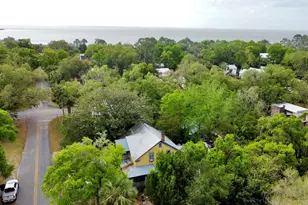 48 13th St, Apalachicola, FL 32320 - Photo 6