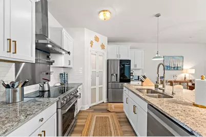 425 Vermilion Cir, Port Saint Joe, FL 32456 - Photo 6