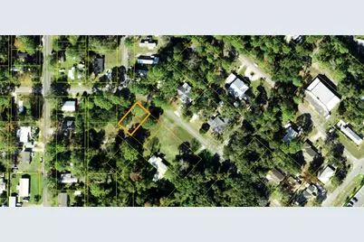 228 17th St, Apalachicola, FL 32320 - Photo 6