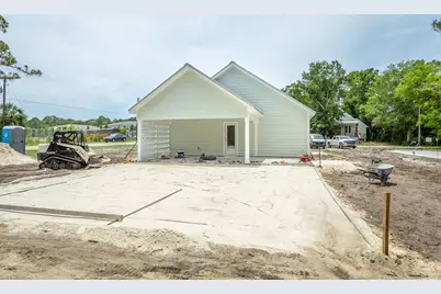 215 15th St, Apalachicola, FL 32320 - Photo 2
