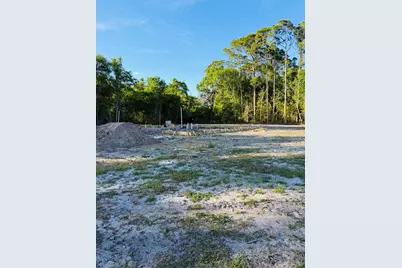 215 15th St, Apalachicola, FL 32320 - Photo 2