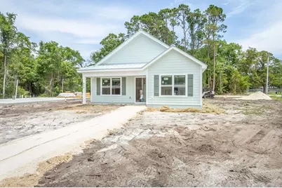 215 15th St, Apalachicola, FL 32320 - Photo 8