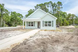 215 15th St, Apalachicola, FL 32320 - Photo 8