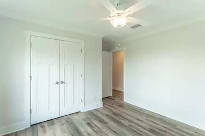 215 15th St, Apalachicola, FL 32320 - Photo 18