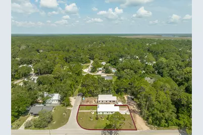 215 15th St, Apalachicola, FL 32320 - Photo 30