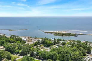 9 Shuler St, Eastpoint, FL 32328 - Photo 32