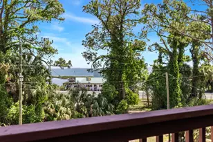 9 Shuler St, Eastpoint, FL 32328 - Photo 8