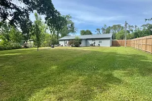 176 Charles Ave, Wewahitchka, FL 32465 - Photo 2
