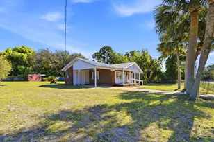 41 Thomas Dr, Apalachicola, FL 32320 - Photo 4