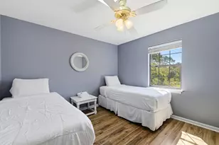 1048 W Bay Shore Dr, Saint George Island, FL 32328 - Photo 20
