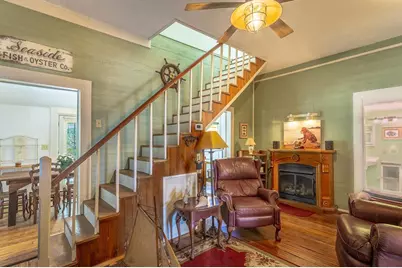 100 14th St, Apalachicola, FL 32320 - Photo 12