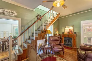 100 14th St, Apalachicola, FL 32320 - Photo 12