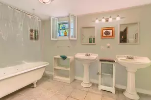 100 14th St, Apalachicola, FL 32320 - Photo 22