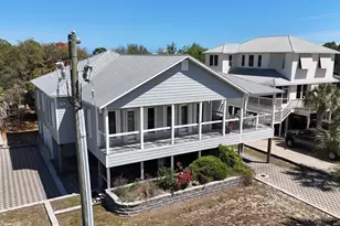 210 S Palm St, Port Saint Joe, FL 32456 - Photo 2