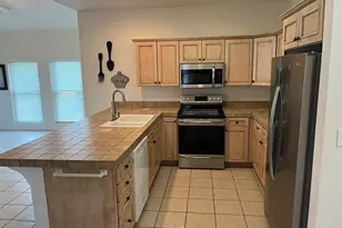 210 S Palm St, Port Saint Joe, FL 32456 - Photo 4