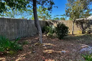 352 Gulf St, Port Saint Joe, FL 32456 - Photo 38