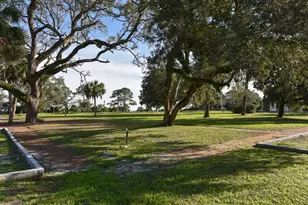 160 Ave C, Apalachicola, FL 32320 - Photo 52