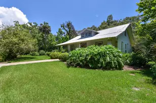 160 Ave C, Apalachicola, FL 32320 - Photo 38