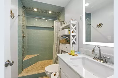 903 NW Ave A #Unit 2, Carrabelle, FL 32322 - Photo 8