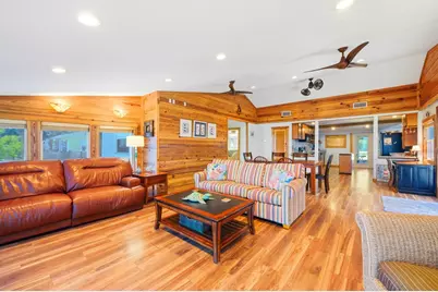 615 Hwy 98, Eastpoint, FL 32328 - Photo 10