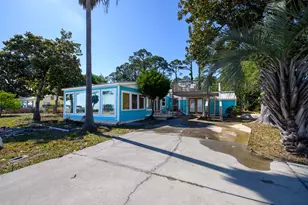 615 Hwy 98, Eastpoint, FL 32328 - Photo 48