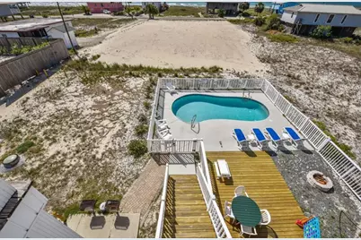 724 E Gulf Beach Dr, Saint George Island, FL 32328 - Photo 28