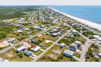 130 Pine St, Mexico Beach, FL 32456 - Photo 44