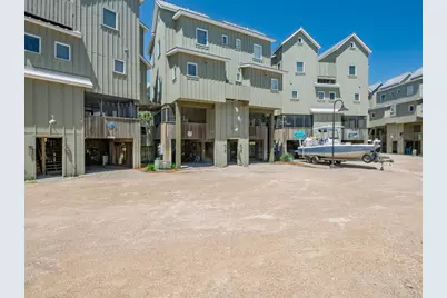 369 Pirates Landing Dr, Carrabelle, FL 32322 - Photo 4