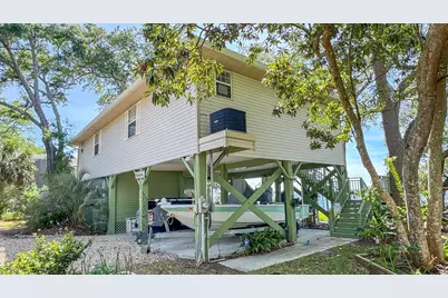 2320 Hwy 98 E, Carrabelle, FL 32323 - Photo 6