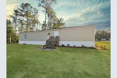 138 Maple Ave, Wewahitchka, FL 32465 - Photo 1