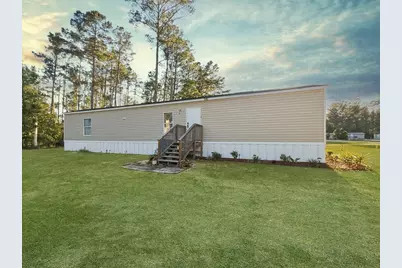 138 Maple Ave, Wewahitchka, FL 32465 - Photo 2
