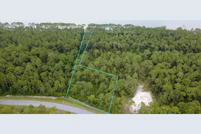 310 Gramercy Plantation Blvd, Eastpoint, FL 32328 - Photo 6
