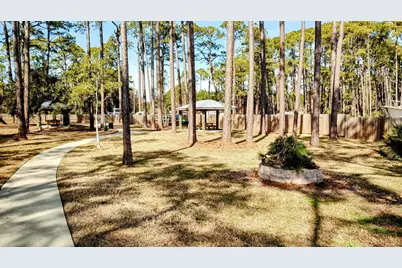 122 Skimmer Dr, Carrabelle, FL 32322 - Photo 12