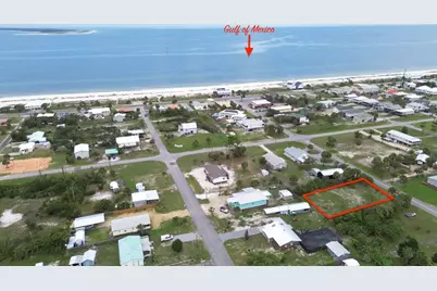 230 Pineda St, Port Saint Joe, FL 32456 - Photo 2