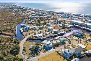 118 N 38th St, Mexico Beach, FL 32456 - Photo 4