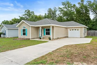 242 Abby Dr, Wewahitchka, FL 32465 - Photo 1