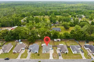 242 Abby Dr, Wewahitchka, FL 32465 - Photo 2