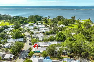 81 Parker Ave, Lanark Village, FL 32323 - Photo 4