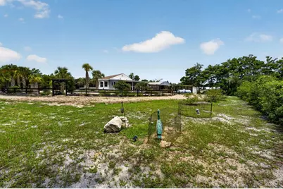 161 Beacon St, Carrabelle, FL 32322 - Photo 78