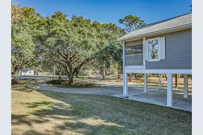 140 Craig St, Carrabelle, FL 32322 - Photo 32